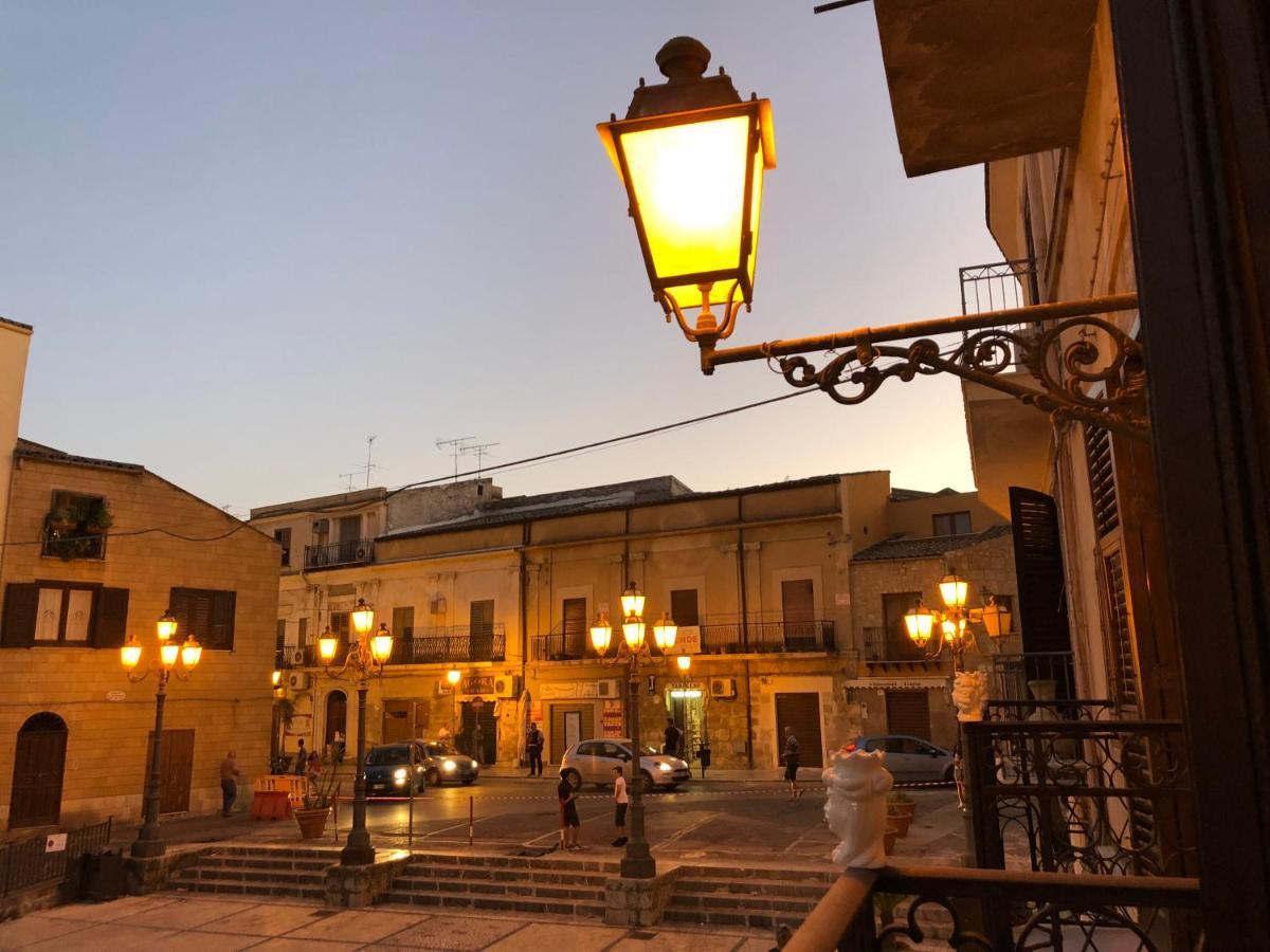 Апартаменты Cortile Umberto Racalmuto Экстерьер фото